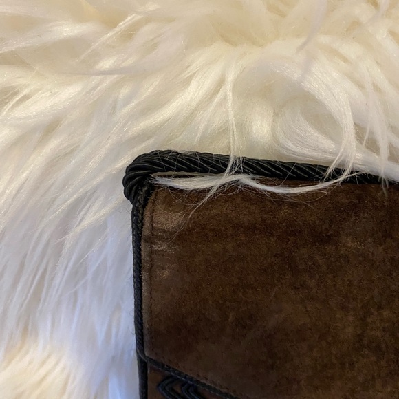 Authentic Vintage Saint Laurent Envelope Style Shoulder Bag - Picture 7 of 11